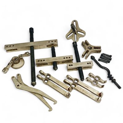 Snap On Puller Lot, Gear Pullers & Interchangeable Puller Lot