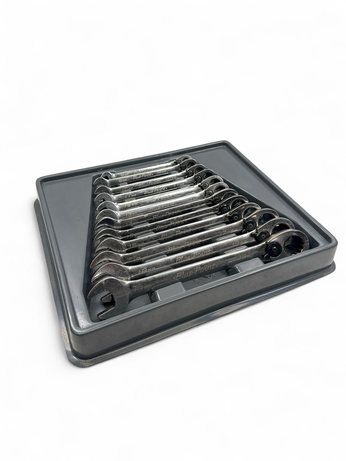 Blue Point 12 Pc. 12-Point Metric 15° Offset Ratcheting Combination Wrench Set (8-19 mm) BOERM712