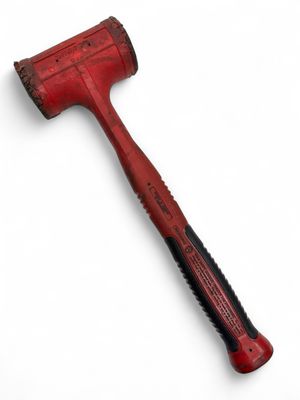 Snap On 48 oz Soft Grip Dead Blow Hammer, HBFE48 Snap On 48 oz Soft Grip Dead Blow Hammer, HBFE48