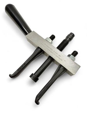 Snap On Steering Wheel Puller For GM Vehicles, CJ145