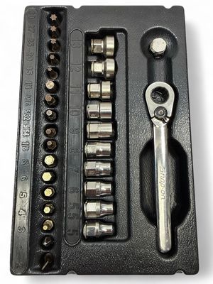 Snap On 12 pc 1/4" Drive 6-Point Metric Flank Drive® Low Profile Ratchet/ Socket & Bit Set (5-13 mm), 112RTSMA & SDMS17