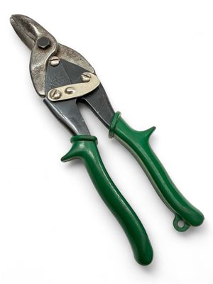 Blue-Point Metal Shears, DAR10B