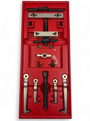 Snap On 26 Pc. Gear Puller Set, CJ2002