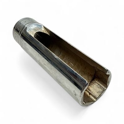 Snap On 1/2" Drive Metric 22 mm Oxygen Sensor Socket, S6176