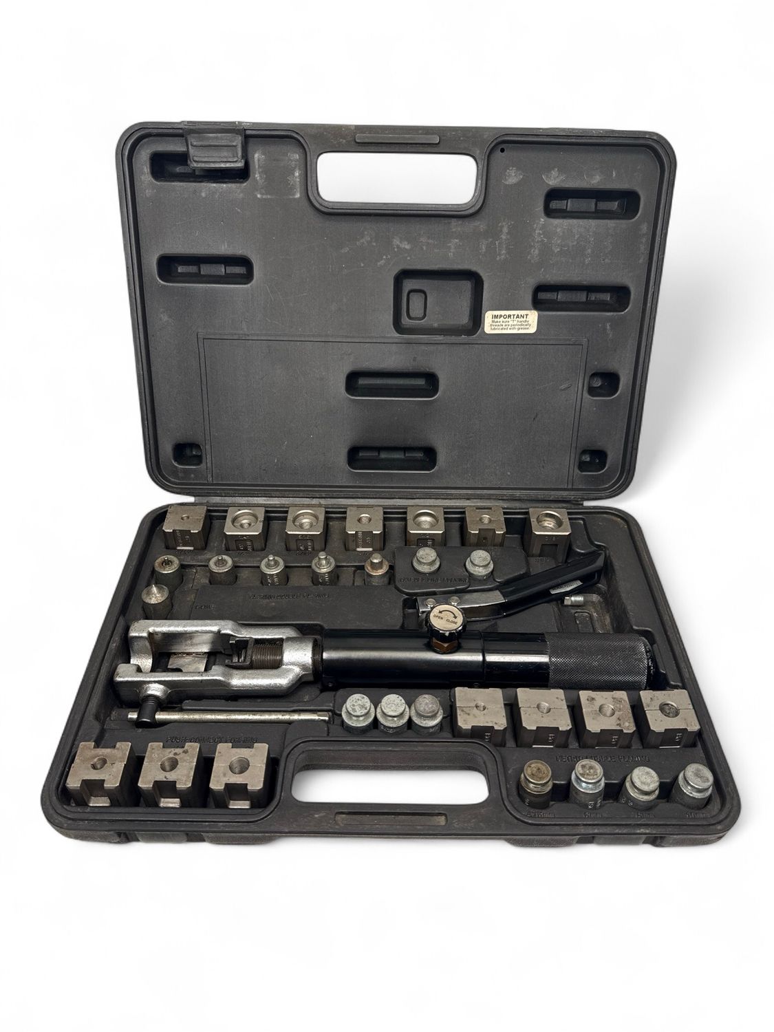 Matco Universal Hydraulic Flaring Tool Set, Mas71475