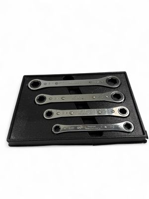 Snap On 12-Point Metric 0° Offset Ratcheting Box Wrench,(10-19mm) Snap On 12-Point Metric 0° Offset Ratcheting Box Wrench,(10-19mm)
