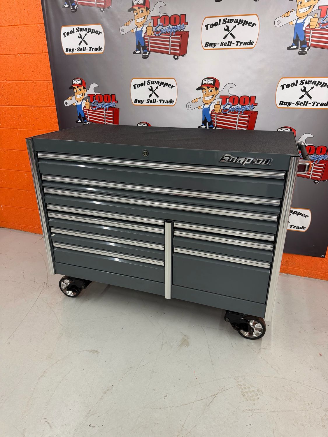 Snap On 60" 10-Drawer Double-Bank EPIQ™ Series Roll Cab (Storm Gray), KETN602C0PRJ