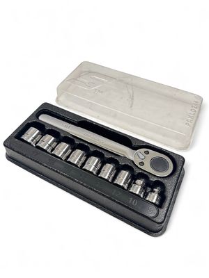Snap On 10 pc 3/8" Drive 12-Point Metric Flank Drive® Low-Profile Ratchet/ Socket Set (8 - 18 mm), 210RAFMA