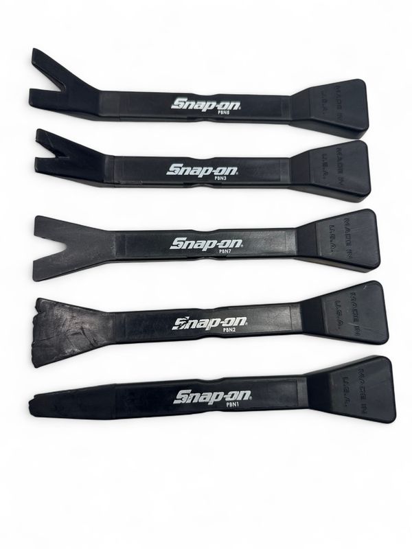 Snap On 5 Piece Non-Marring Pry Tool Set, PBN500 Snap On 5 Piece Non-Marring Pry Tool Set, PBN500