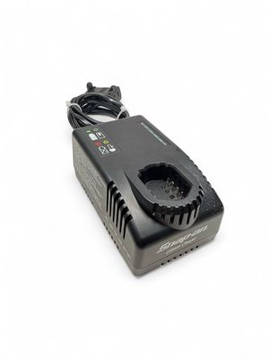 Snap On 14.4 V Lithium Battery Charger, CTC772A Snap On 14.4 V Lithium Battery Charger, CTC772A