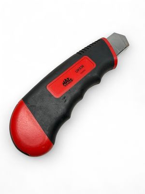 Mac Tools Jumbo Retractable Razor, UK536 Mac Tools Jumbo Retractable Razor, UK536