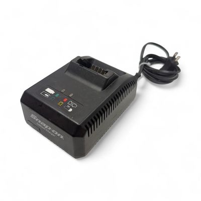 Snap On 18 Volt Battery Charger, CTC720