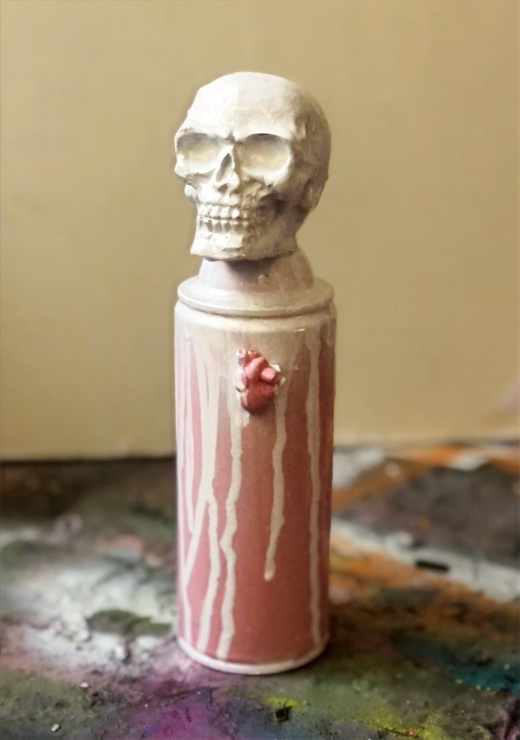 D3AD3D - white/pink (spraycan)
