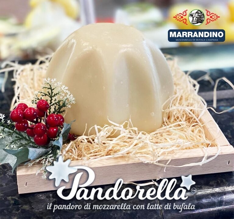 CACIOPANDORO  Latte di Bufala  - 950 gr circa  + vassoio in legno