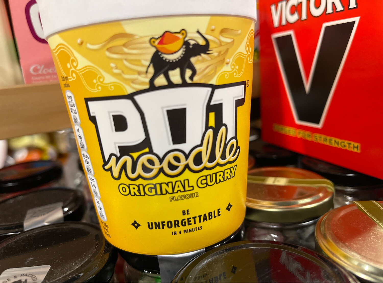UK POT NOODLE ORIGINAL CURRY