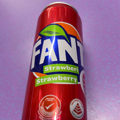 UK LONG FANTA STRAWBERRY 320ML