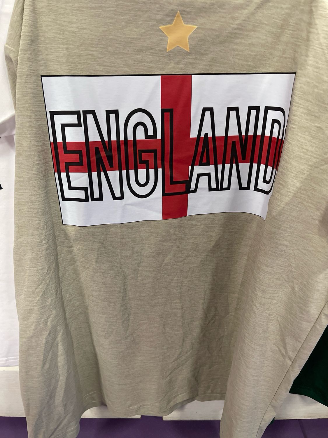 ENGLAND T SHIRT LARGE