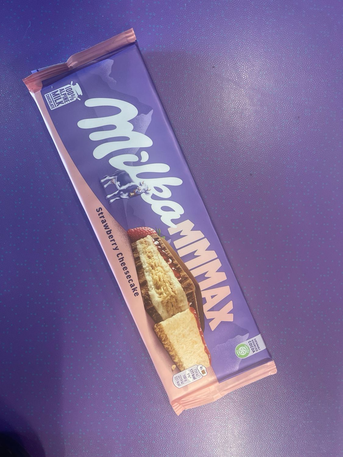 Milks Mmmax Strawberry  Cheesecake 300g
