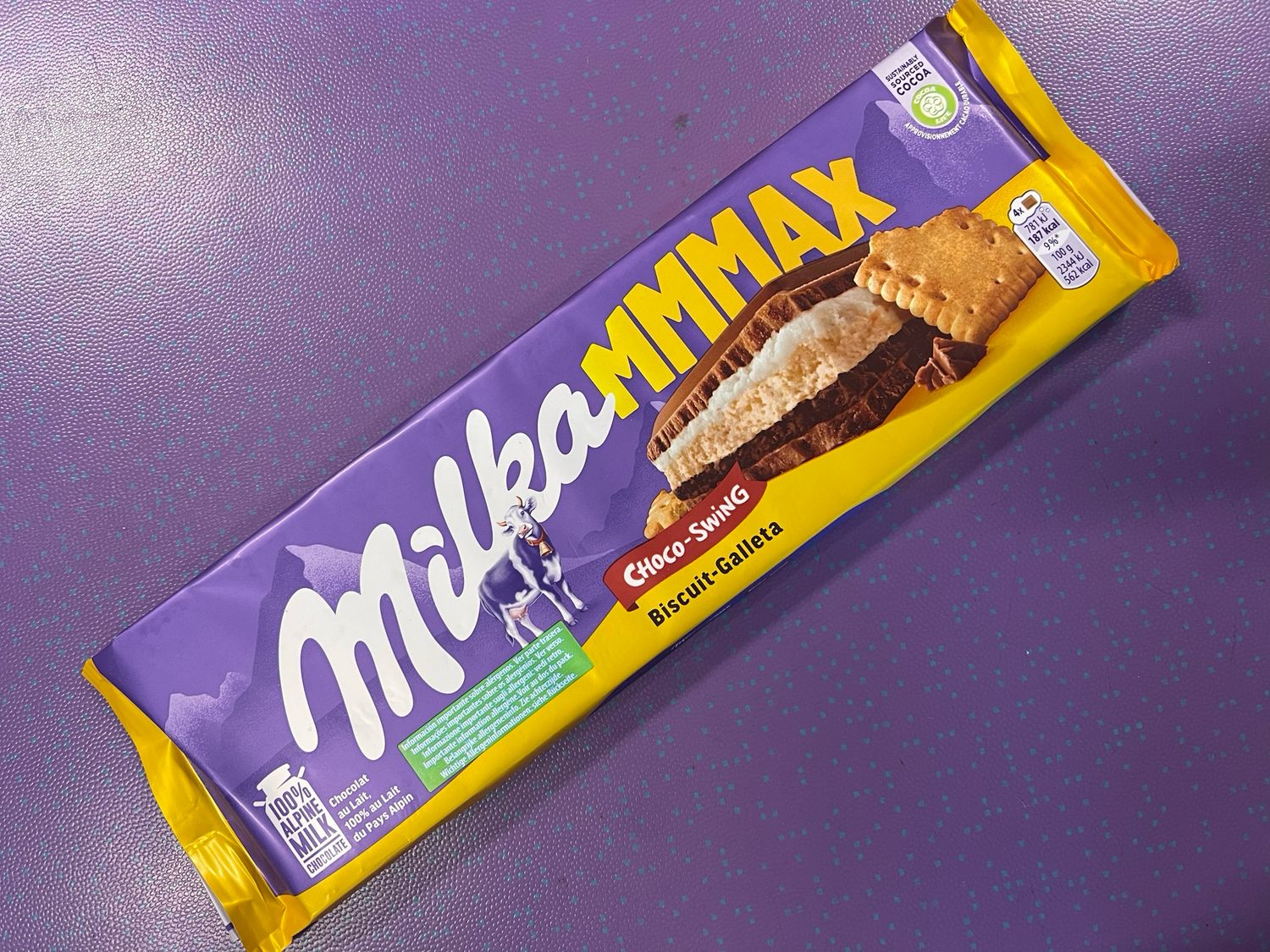 GIANT MILKA CHOCO SWIRL