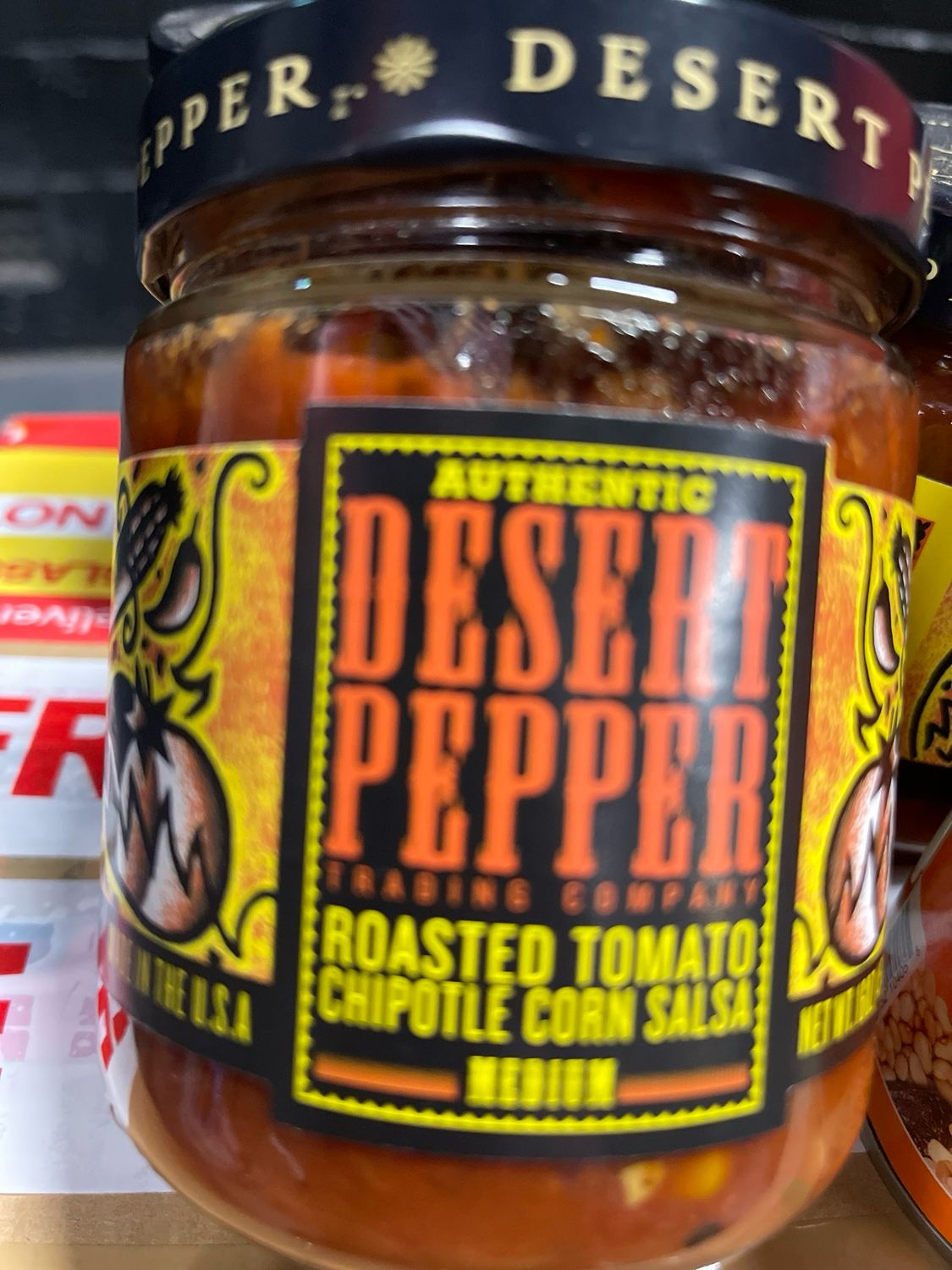 DESERT PEPPER ROASTED TOMATO CHIPOTLE CORN SALSA 454g