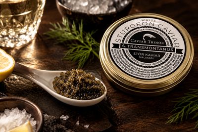 ✪ WINE & CAVIAR