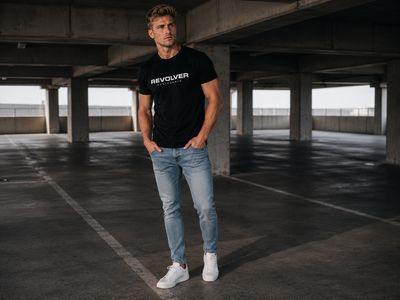 ✪ LA Signature T-Shirt - Midnight Black ✪ LA Signature T-Shirt - Midnight Black