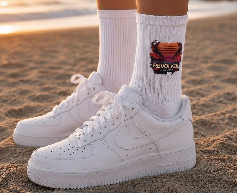 ✪ Californication Crew Socks Women - Essential White
