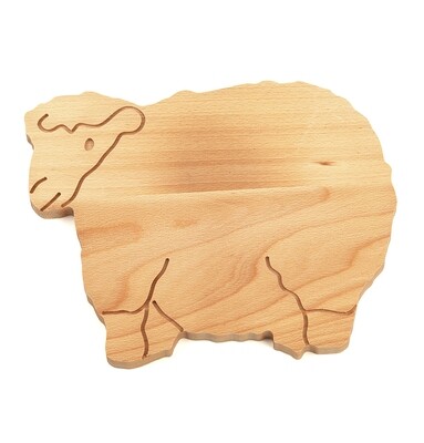 Beech wood cutting board 'Lamb'