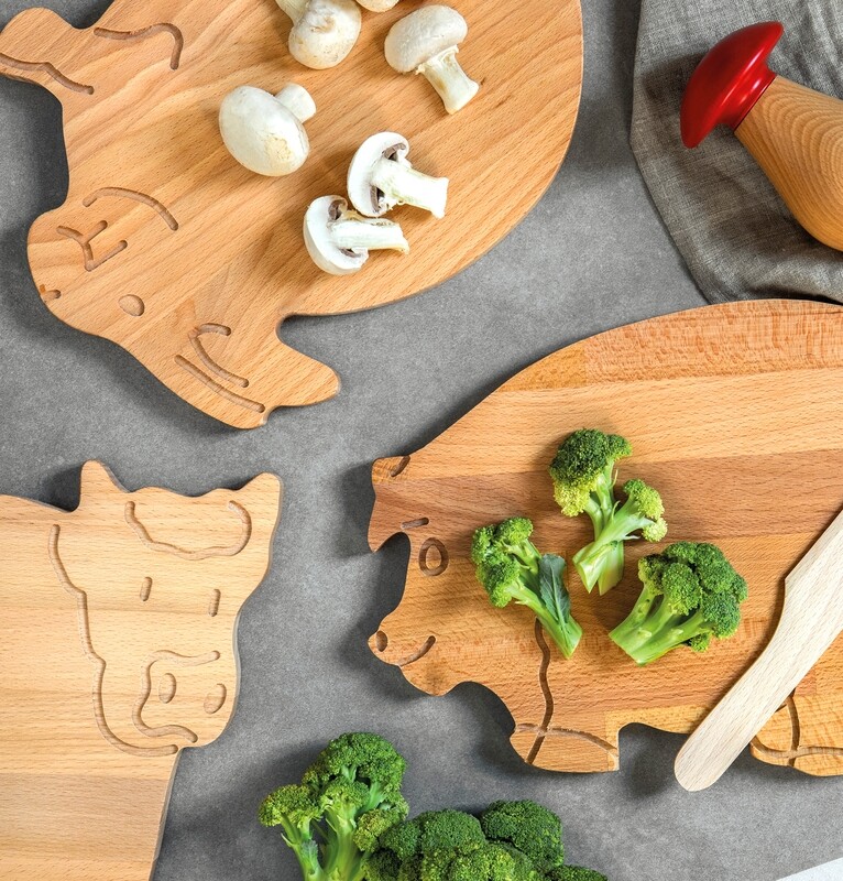 Beech-wood cutting board "Cow"