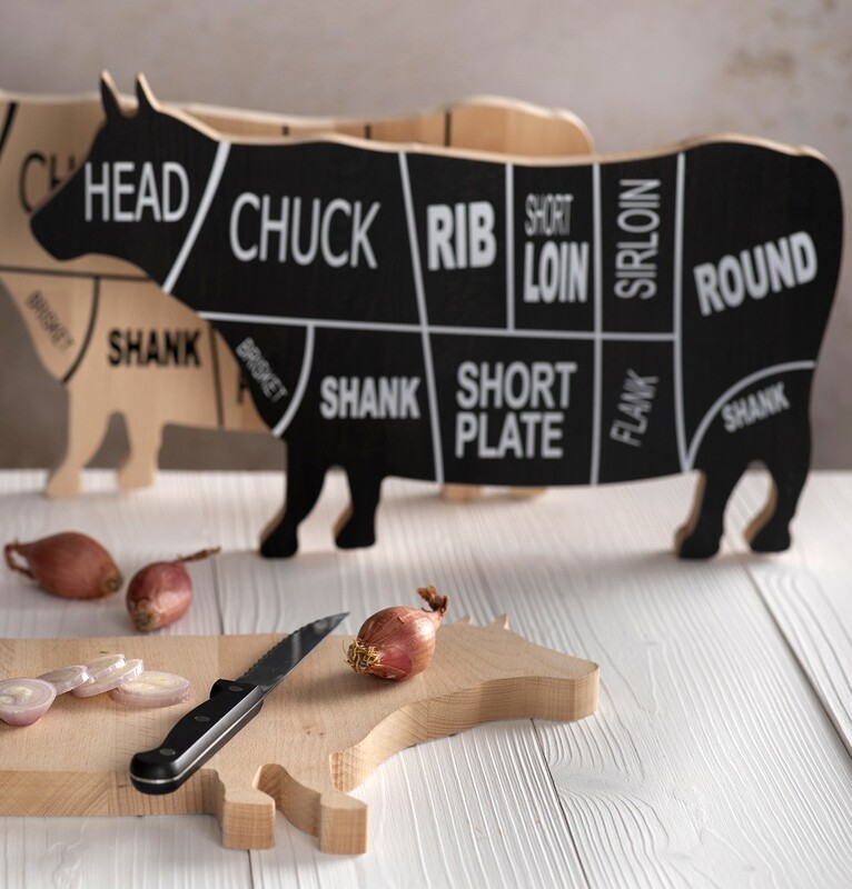 Cow-shaped cutting board