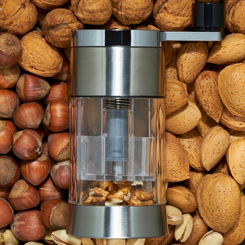 Walnut/ hazelnuts/ almonds mill - 16 cm