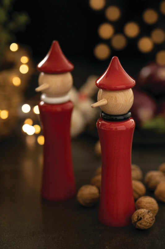 Macina spezie "Pinocchio" in faggio laccato naturale rosso con colletto nero