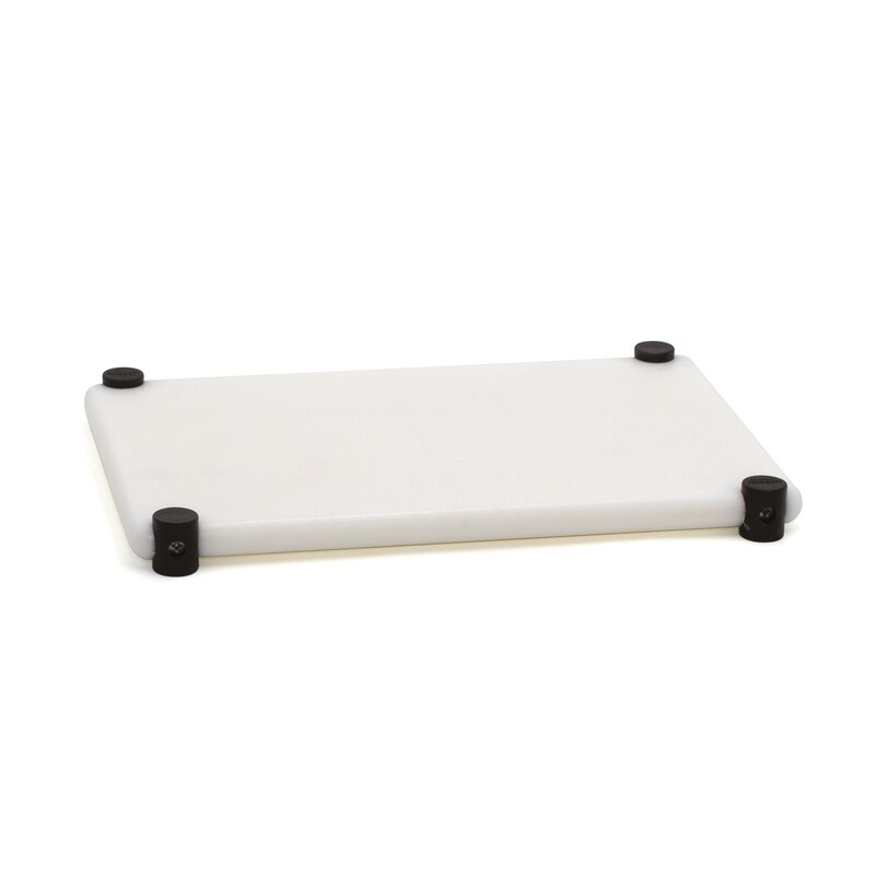 White polyethylene chopping board with rounded edges – 4 black non-slip feet