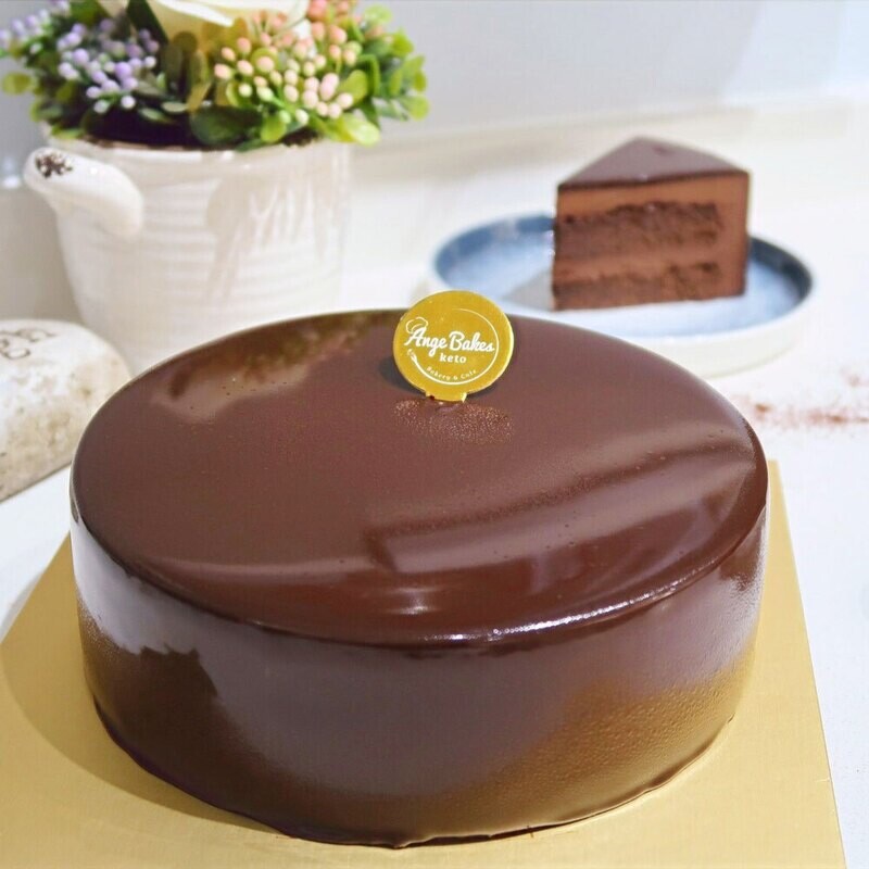Keto All Chocolate Cake - Diabetic-friendly &amp; Gluten-free
