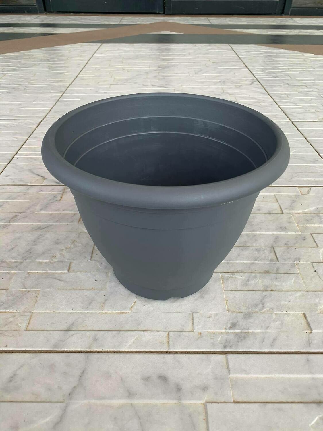 BIG FLOWER POT