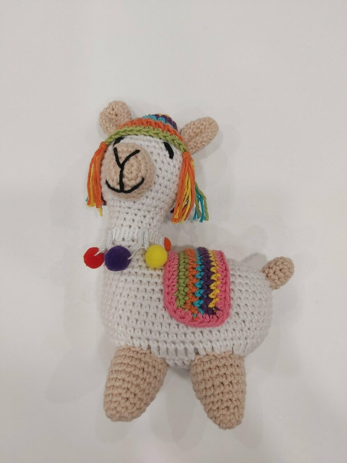 Alpaca amigurumi hecho a mano