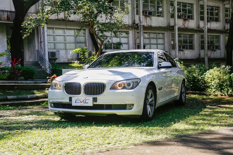 2011 BMW 730i