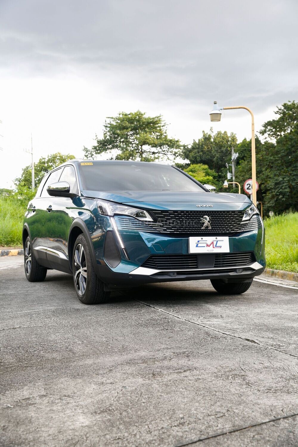 2022 Peugeot 5008 Allure