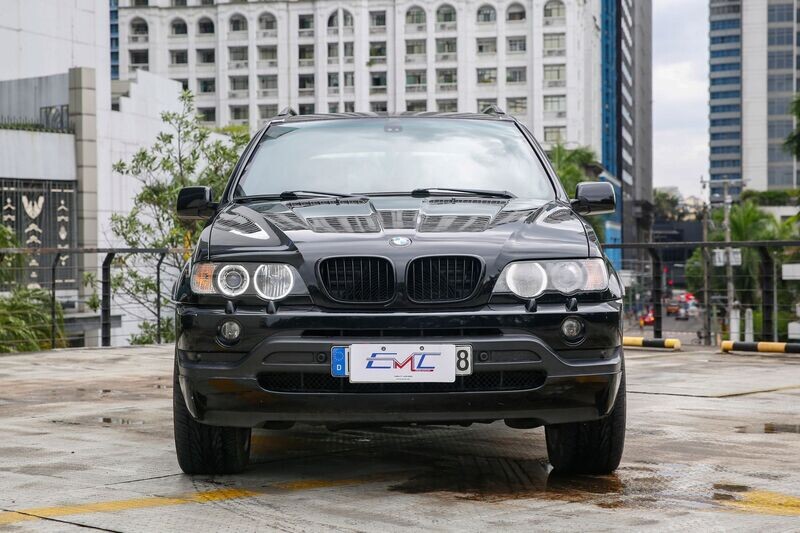 2004 BMW X5 4.6is