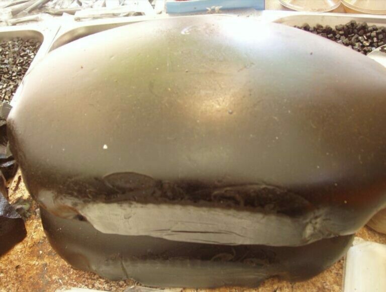 Blocco Morbido di Liquirizia tagliato a fette 1 kg.