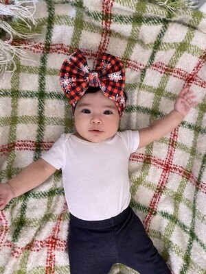 Red checkered headband with snowflakes