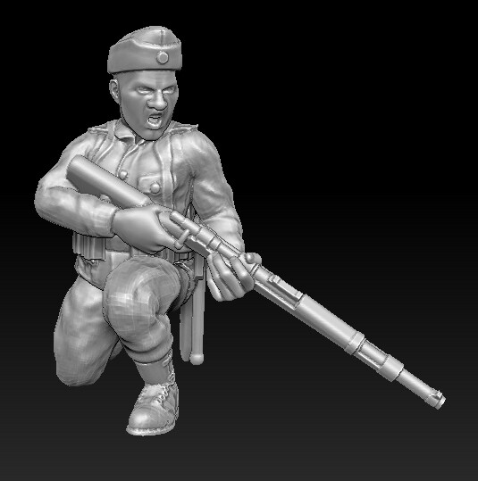 German Soldier Kneeling  - 1/56 Scale