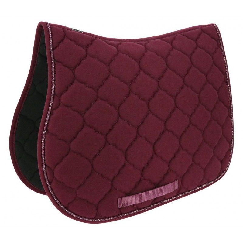 Sellerie Equideal à Saint-Dié 
Tapis Riding World modèle &quot;Rope&quot;

Coloris du tapis: bordeaux, noir.​

Tapis de selle en polyester avec liseré brillant.

- Matelassage tomette.

- 15 mm de mousse.

- Équipé d&#39;un passage de sangle.

- Doublure en mesh polyester.