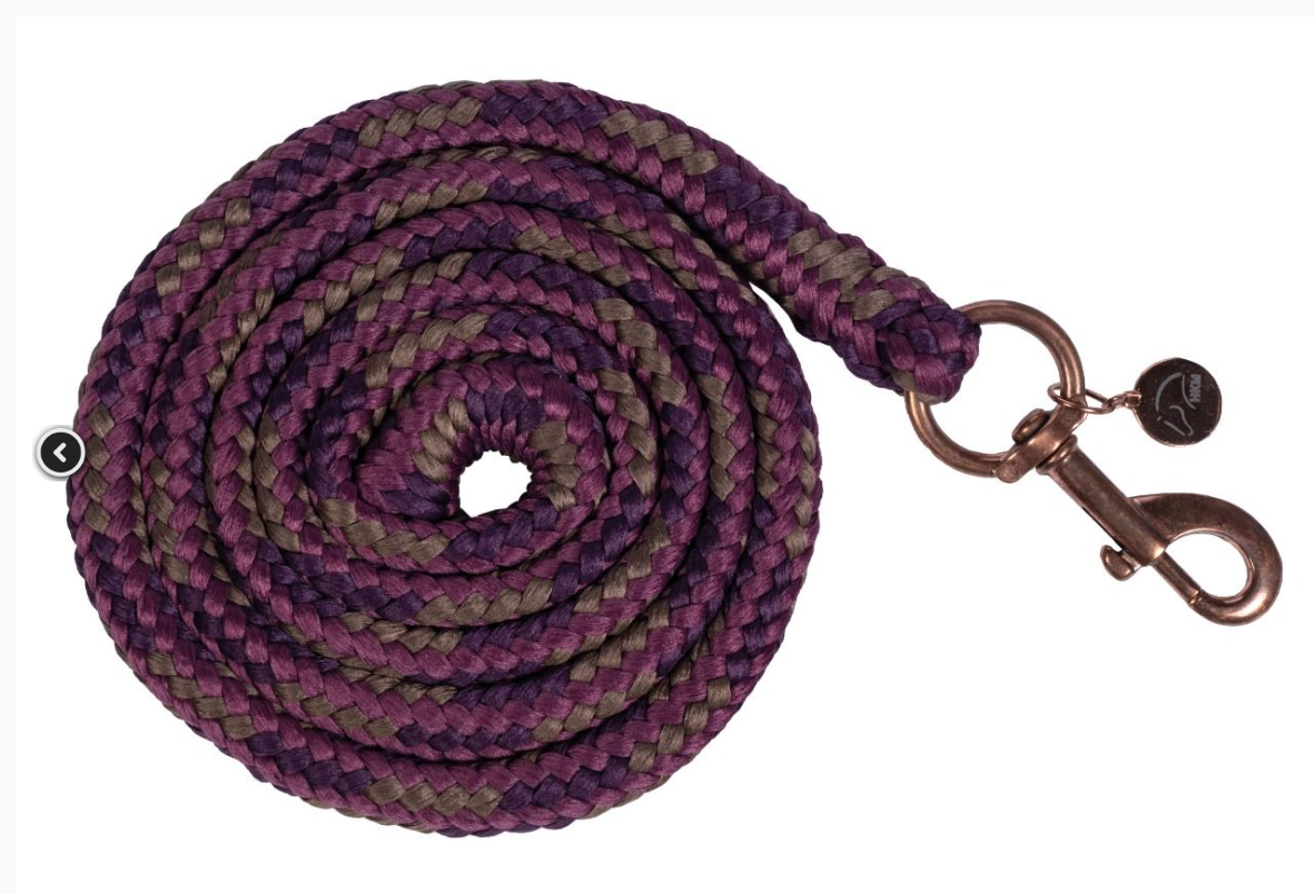 Sellerie Equideal à Saint-Dié
Longe HKM modèle &quot;Arctic Bay&quot; 
longueur 1,80 m
bon grip
licol assorti disponible