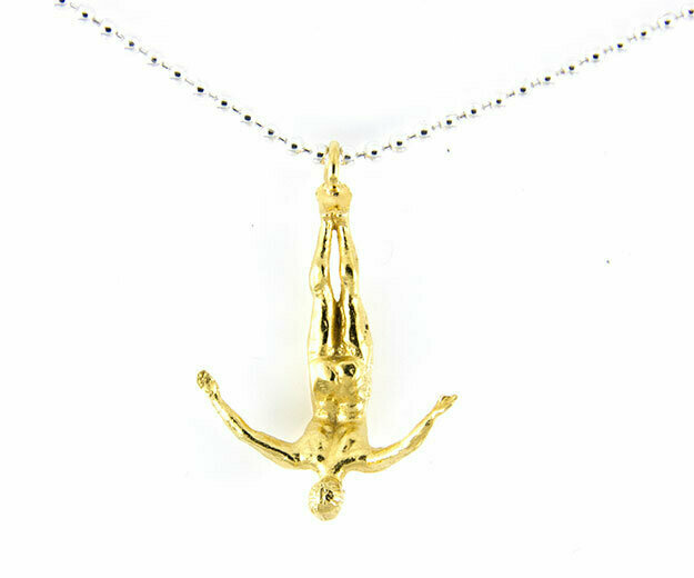 Swan dive necklace, yellow gold plate