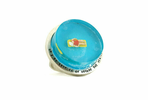 Lilo lady cocktail ring