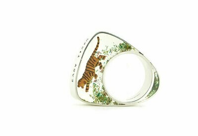 Easy tiger ring
