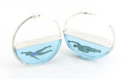 Resin Swimmer Hoops
