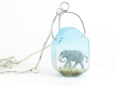 Elephant shard statement necklace