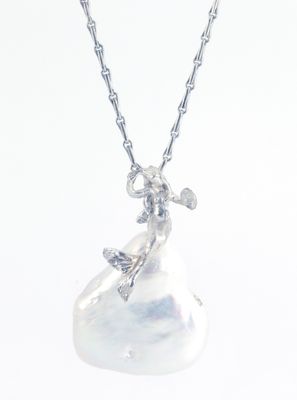 "I Wish I Were a Mermaid" Pearl Necklace